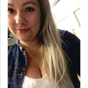 Meet your Posher, Michaela